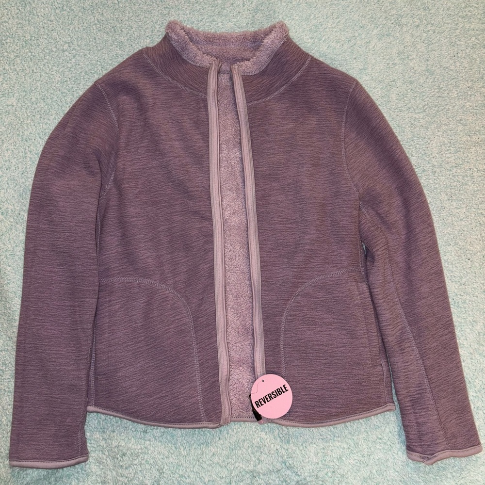 New with tags Reversible Sherpa jacket, purple, women’s size small